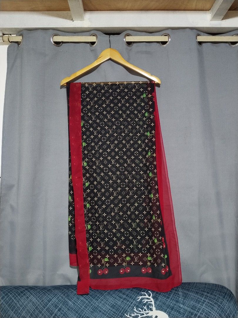Louis Vuitton x Takashi Murakami Silk (Category: Luxury Accessories) located in Taytay. Submitted by the_vtg_pop-up (Listing ID 1465138749, Image 3). Description: .