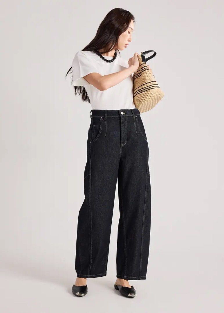 Love Bonito Barrel Pants (Category: Jeans) located in Manila. Submitted by ssclosetxx (Listing ID 1465080528, Image 2). Description: Love Bonito Barrel Pants Indigo W29 Brand new helping tags: uniqlo, zara, mango, barrel pants.