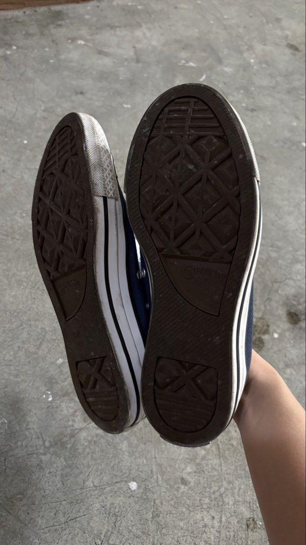 Low Top Converse Navy Blue (Size 6 M, 8 W) (Category: Casual Shoes) located in Quezon City. Submitted by garagesale010162928 (Listing ID 1465010055, Image 3). Description: Rfs: size too small for me No more box Used only around 4-5x Price negotiable Mens size 6 / womens size 8.