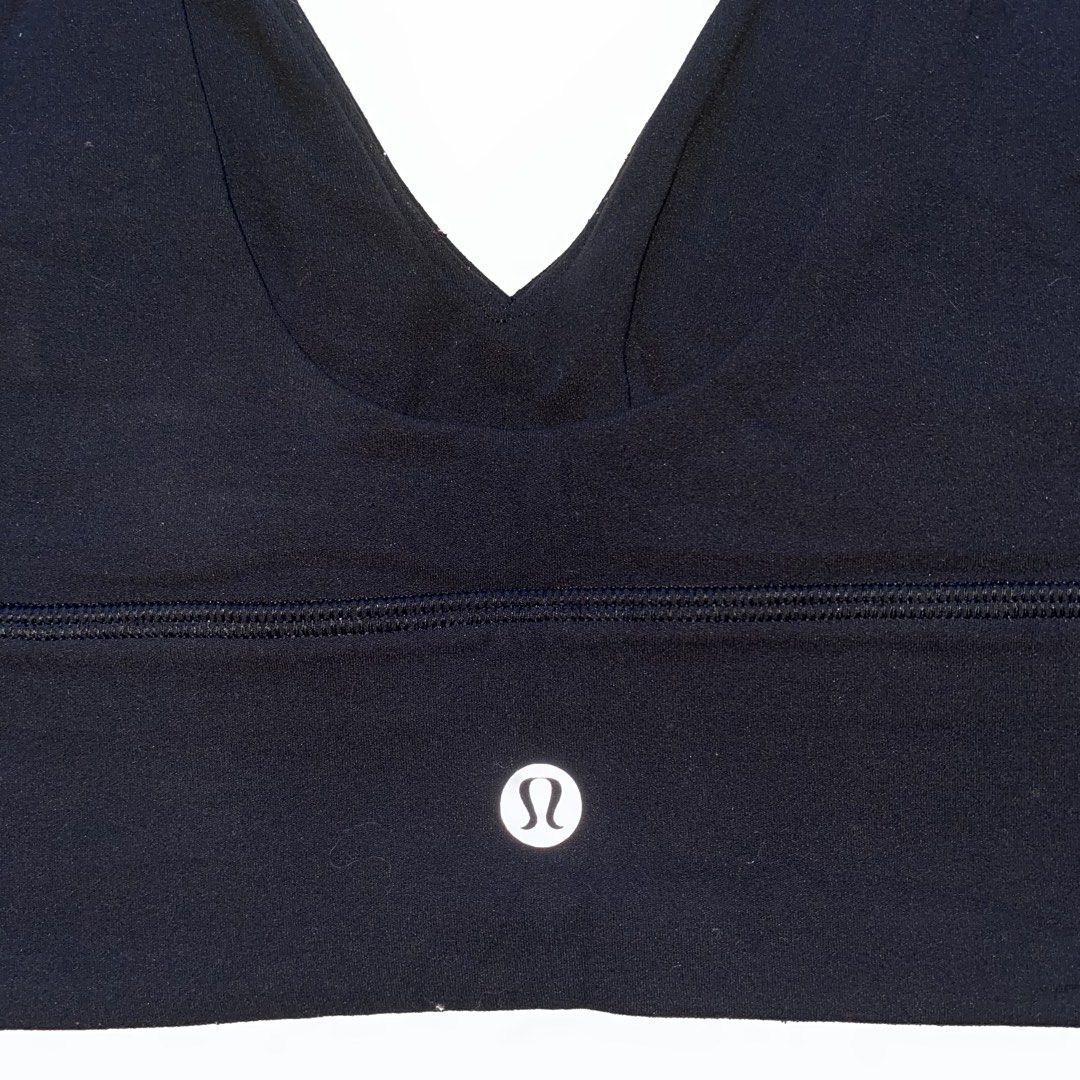 Lululemon Align™ V-Neck Bra -New release (Square dot 6) (Category: Activewear) located in Bauang. Submitted by theactivearchive (Listing ID 1465169894, Image 3). Description: Dot 6 With pads No issue Wash before use 📌 SHOP RULES & DETAILS ✨ First to pay, get the item! ✨ Open for reservation (₱100 minimum down payment) ✨ GCash Only | J&T Express ✨ Pay Now, Ship Now 👉 Please read my bio before placing an order. Discounts are welcome, but please n