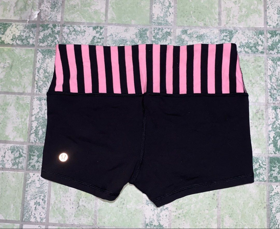 Lululemon Boogie Short (Category: Activewear) located in Toledo. Submitted by marianallidapse1994 (Listing ID 1465005806, Image 2). Description: As new gandaa nito dot 4 small size.