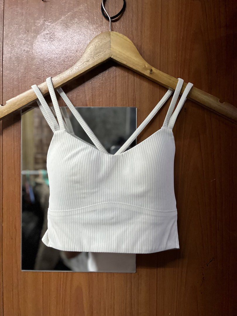 LULULEMON BRA (Category: Activewear) located in Baguio. Submitted by SharylCaranay (Listing ID 1464991605, Image 1). Description: 🧺Needs Heavy Laundry (with stains) .