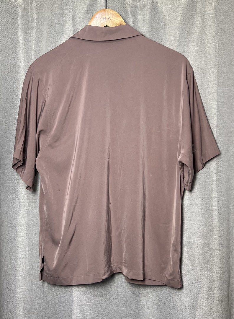 Lululemon LAB Camp Short sleeve polo (Category: Tshirts & Polo Shirts ) located in General Trias. Submitted by luxfinds2019 (Listing ID 1464998013, Image 3). Description: Lululemon LAB Camp short sleeve polo! 999 shipped -LM3DHAS22-2 Fit small mens 21by25.5 Relax fit Asnew No issue Loc laguna Pm.