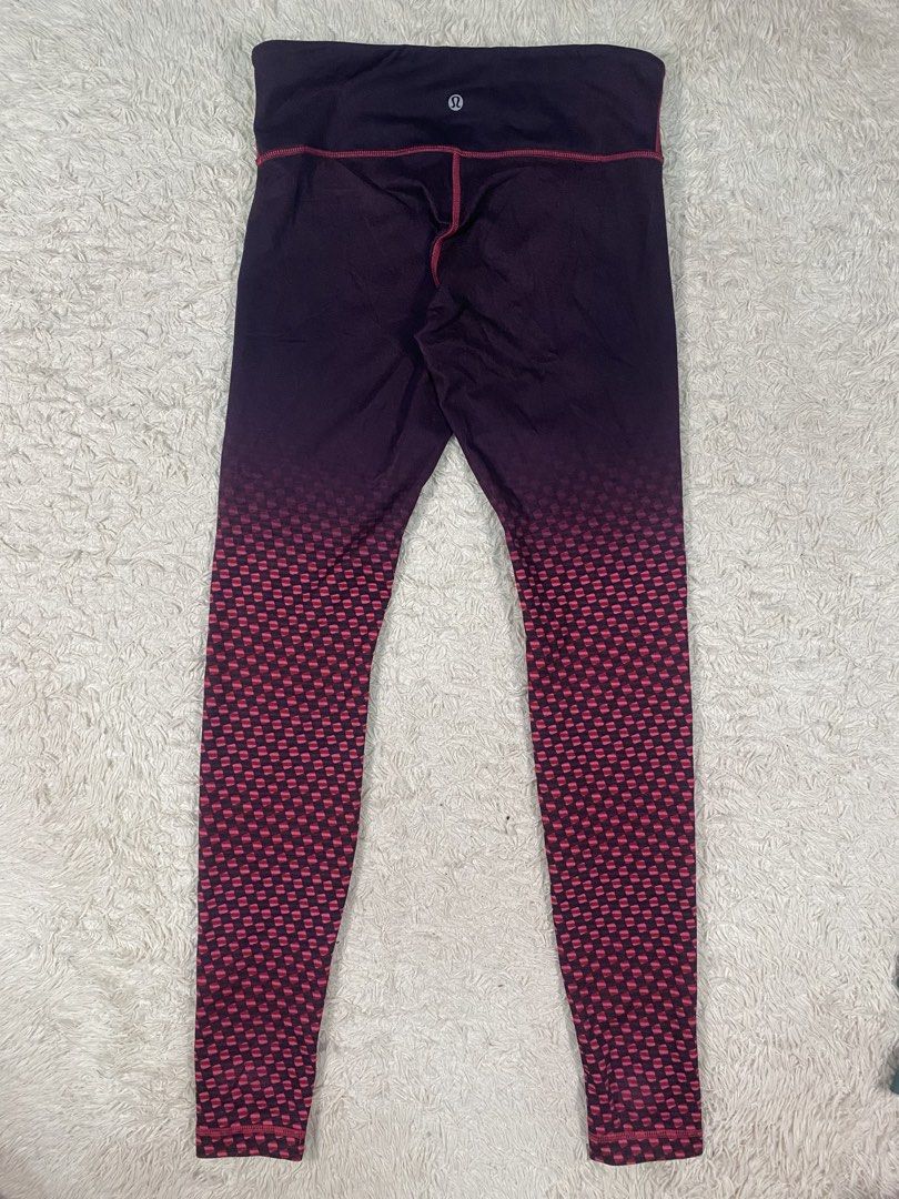 Lululemon leggings Dot Dot 8 (Category: Other Bottoms) located in Butuan. Submitted by exodus.co (Listing ID 1465100421, Image 1). Description: .