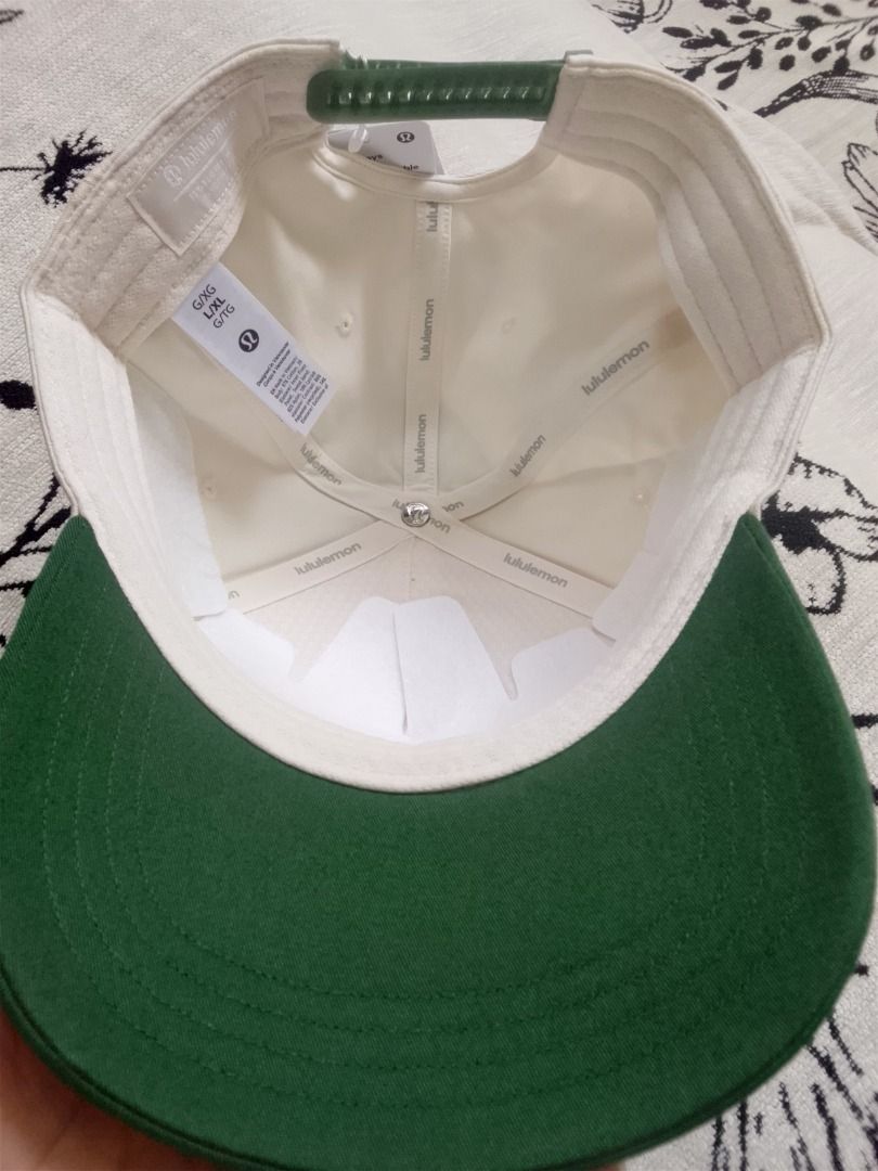 Lululemon Two tone Cap (Category: Caps & Hats) located in Quezon City. Submitted by kema2191 (Listing ID 1464988453, Image 3). Description: .