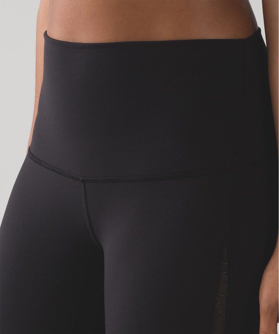 Lululemon Wunder Under Pant (Hi-Rise) (Infinite) (Category: Activewear) located in Los Banos. Submitted by darlingg01 (Listing ID 1465158165, Image 3). Description: Dot 2.