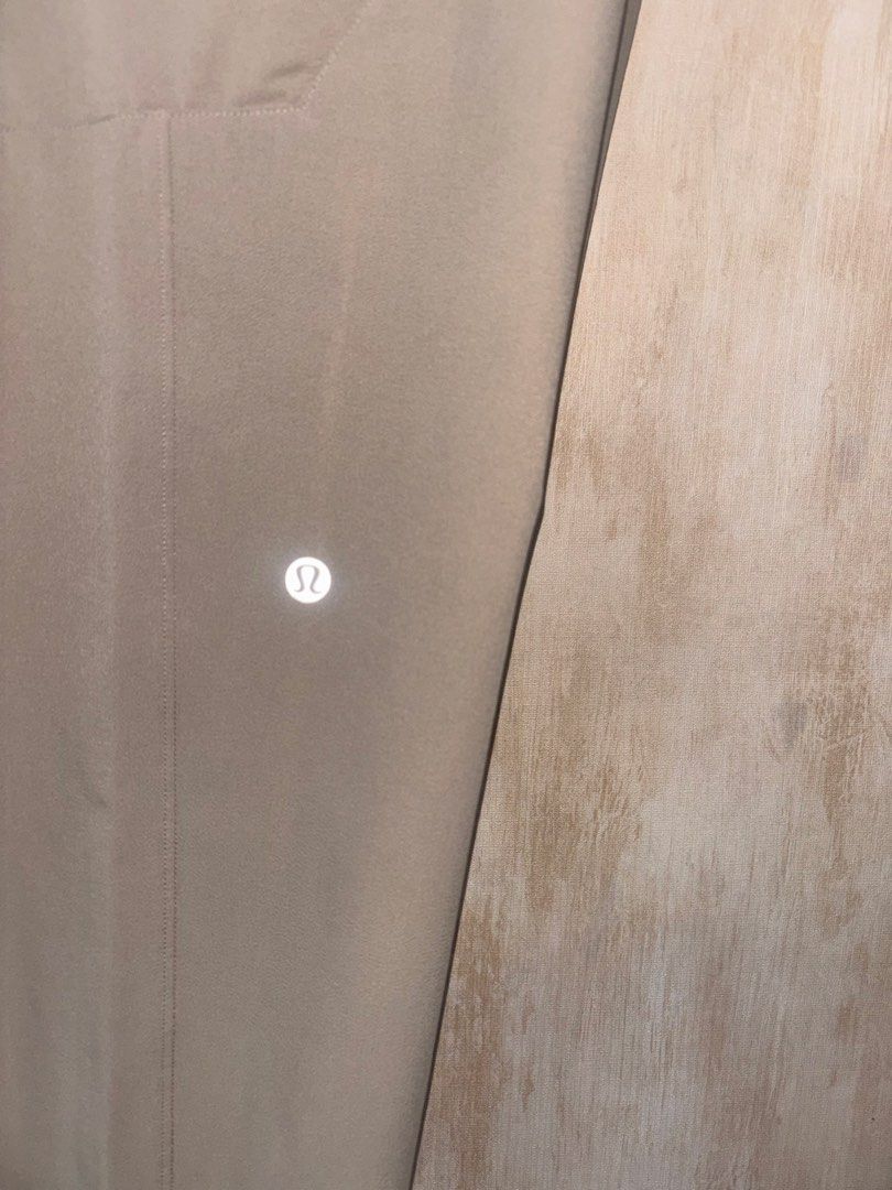 LULULEMON ZEROED CARGO JOGGER PANTS (Category: Joggers) located in Cabuyao City. Submitted by pormanation-thrift-store (Listing ID 1465135704, Image 3). Description: LULULEMON ZEROED CARGO JOGGER PANTS Condition: LIKE NEW Color rate: 10/10 (PWEDE SA MASELAN) Size: SMALL Dimes: 28-32”WX39”L Issue: NONE‼️ Price: 2000.