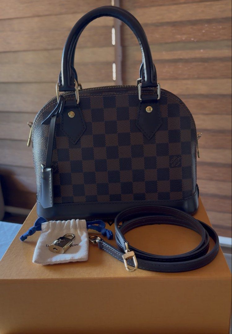 LV BB ALMA MICROCHIPPED (Category: Luxury Bags & Wallets) located in Candaba. Submitted by juanitades (Listing ID 1465008489, Image 1). Description: 💯 Guaranteed Original LV ALMA BB microchipped Complete inclusion (lock & key,dustbag,box) Prelove in Excellent condition ,NO issue ❗️ PM if interested 💌.