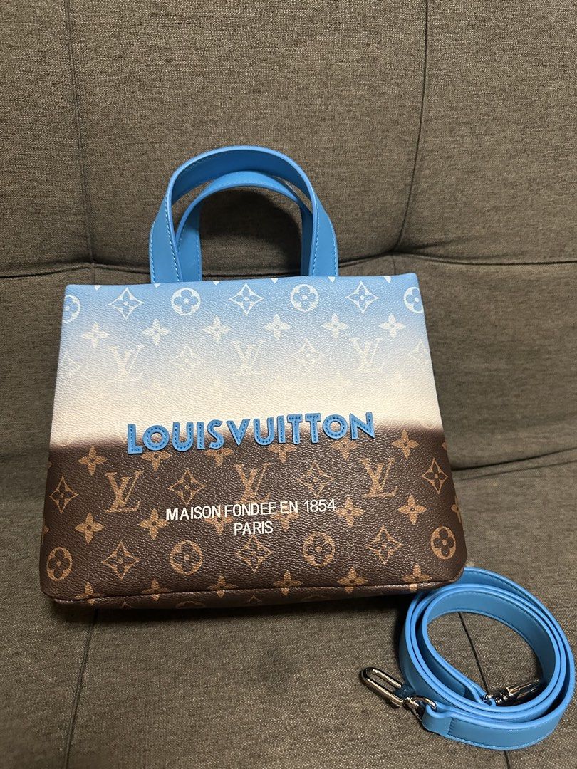 LV OTG SMALL (Category: Cross-body Bags) located in Batangas. Submitted by stopandshopforluxury (Listing ID 1465108552, Image 2). Description: Japan source No flaws, super ganda ng quality! NFC Ready (readable by nfc tools) Not guaranteed, hence selling it super low..