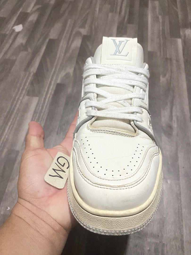 LV Trainer (Category: Sneakers) located in Cebu City. Submitted by freemoon.b85e0c (Listing ID 1465163291, Image 3). Description: LV Trainer Thrifted/2nd hand Size 7 us/6 uk/40 euro/25 cm Price 1250 plus sf Minor sign of usage.