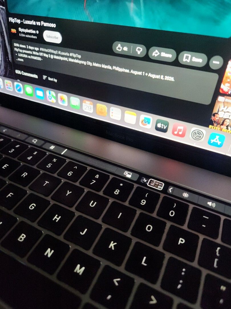MacBook Pro 15-inch 2017 i7 (Category: Laptops & Notebooks) located in Manila. Submitted by dj3002 (Listing ID 1464980960, Image 2). Description: - Model: MacBook Pro 15-inch, 2017 (Space Grey) - OS: macOS Ventura 13.7.8 - Processor: 2.9 GHz Quad-Core 14 Intel Core i7 - Memory: 16 GB 2133 MHz LPDDR3 - Graphics: Intel HD Graphics 630 1536 MB - Condition: Fully working system - Features: Backlit keyboard and large trackpad.