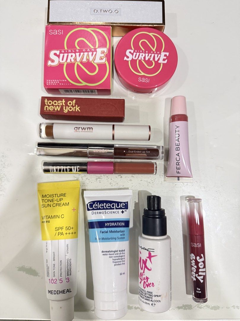 MAKEUP BUNDLE TAKE ALL!!! (Category: Makeup) located in General Trias. Submitted by fellasunshine (Listing ID 1465094037, Image 1). Description: - 11 items, take all for 1.5k only! - most of them brandnew and hindi ko pa nagamit, hindi ko na maisa isa pero you may check how much each online!!!! - steal price i need to declutter lang ang dami ko na makeup.