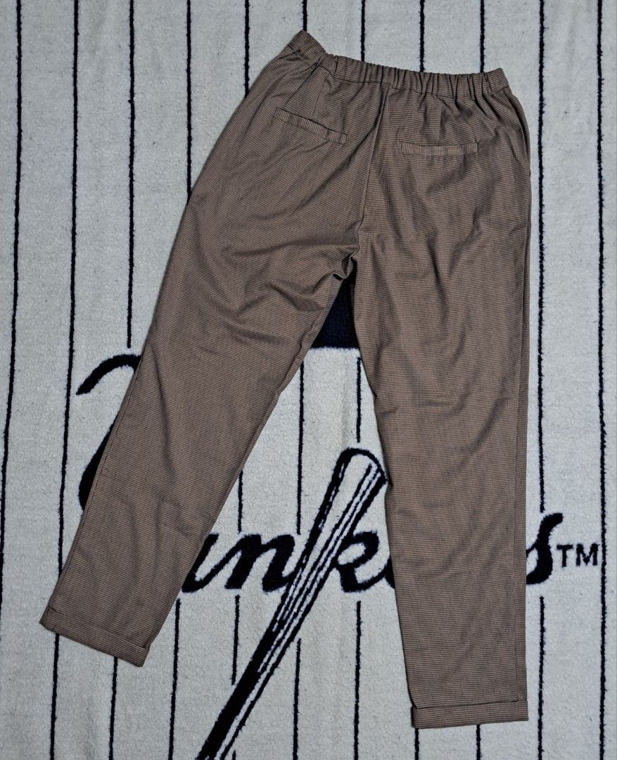 Mango casual (Category: Other Bottoms) located in Baguio. Submitted by thriftfit17 (Listing ID 1465102172, Image 2). Description: mango size S almost new php 500 dm if interested 🤙.