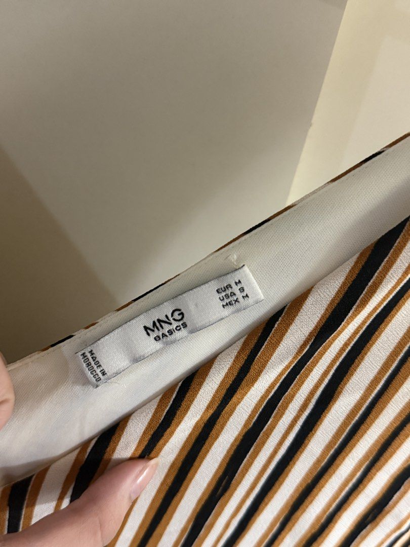 Mango Romper / M (Category: Rompers) located in Valenzuela. Submitted by pjshaul (Listing ID 1465082456, Image 2). Description: - Like new! - M on tag but stretchable .