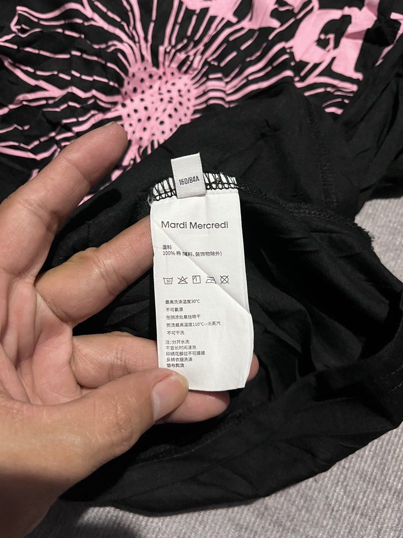 Mardi (Category: Luxury Apparel) located in City of Isabela. Submitted by ibzagga (Listing ID 1465145977, Image 3). Description: 19x25.