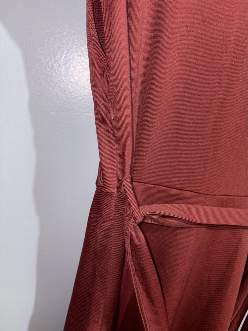 Maroon Wrap Midi Dress with Belt (Category: Dresses) located in Manila. Submitted by margascloset_ (Listing ID 1465078921, Image 3). Description: Maroon Ribbed midi dress with short sleeves and V-neck wrap front - Details: Includes matching waist tie belt and concealed side zipper - Material: Stretchy fabric with fine vertical ribbing - Condition: like new, pre-loved, used only once for an event - bought here in carousell RFS: Decluttering / no l