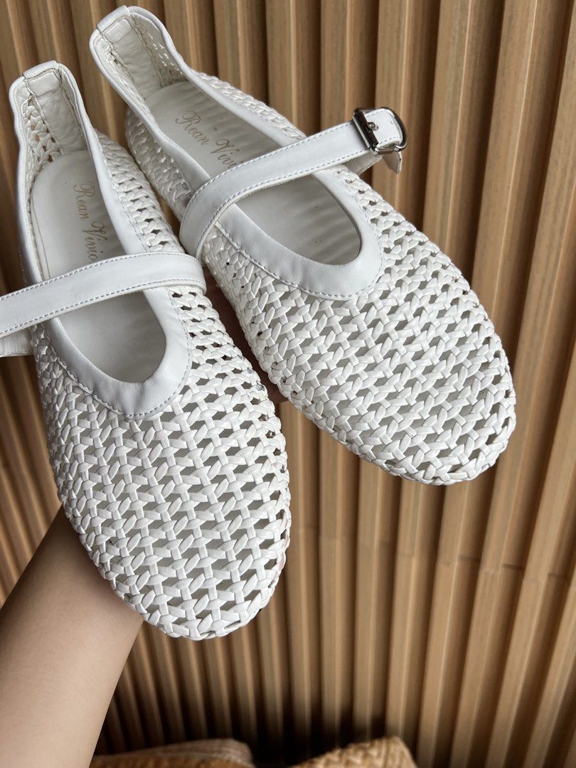 Maryjane ballet (Category: Shoe inserts) located in Lipa City. Submitted by thyra06 (Listing ID 1465065947, Image 2). Description: Maryjane shoes ballet good as new.