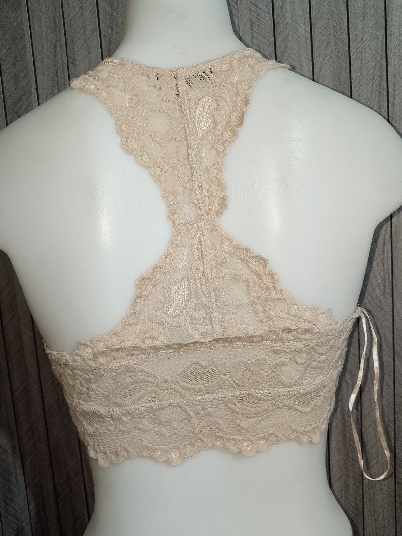 Medium lace Bralette beige no pads (Category: Undergarments & Loungewear) located in Manila. Submitted by truecrystal-1407 (Listing ID 1465078018, Image 3). Description: .