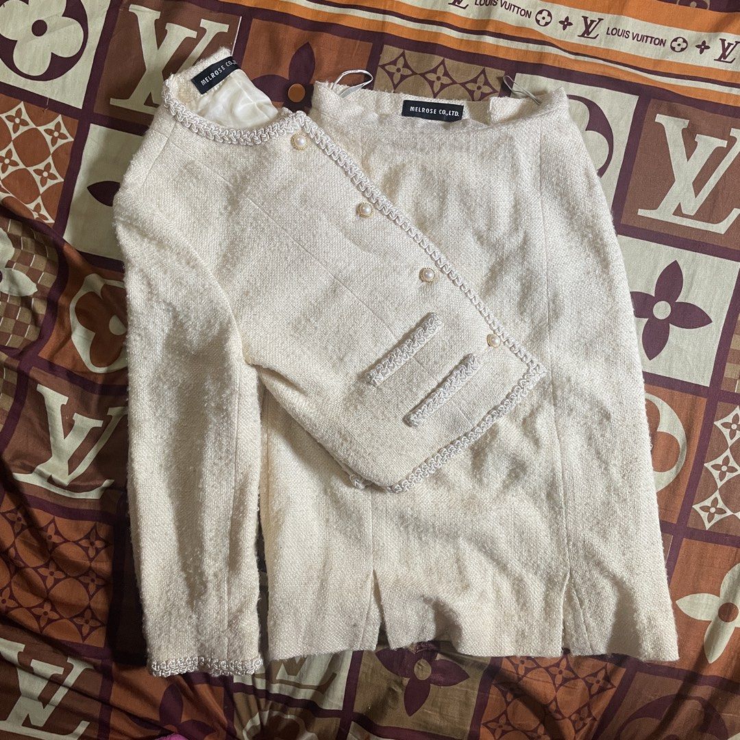 MELROSE CO. LTD TWEED BLAZER & SKIRT SET (Category: Sets or Coordinates) located in Muntinlupa City. Submitted by smg1771 (Listing ID 1464971753, Image 3). Description: interest check top 18.5x18.5 sleeves: 20.5 skirt 24x24.5 japan-made.
