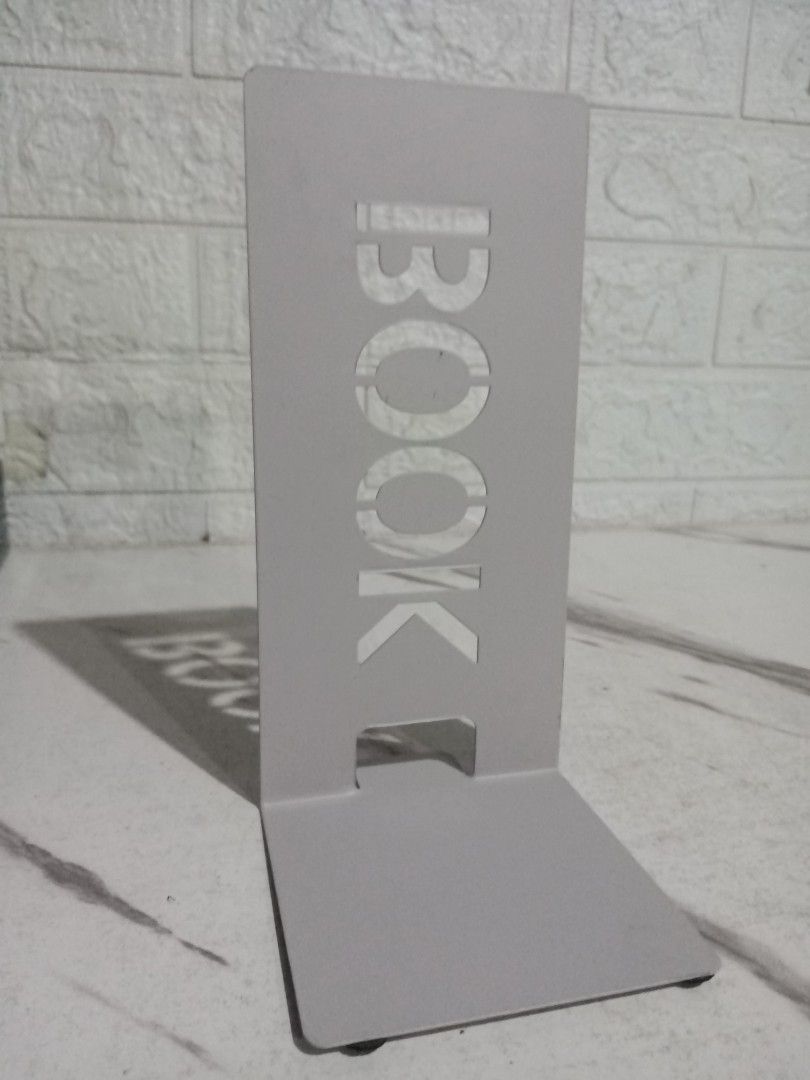 Metal Book end (Category: Home Improvement Tools & Accessories) located in Caloocan City. Submitted by 4kidsstore (Listing ID 1465033908, Image 1). Description: 1 only available.