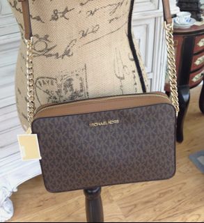 (Category: ) located in . Submitted by lmbasa (Listing ID 1465058877, Image 1). Description: .