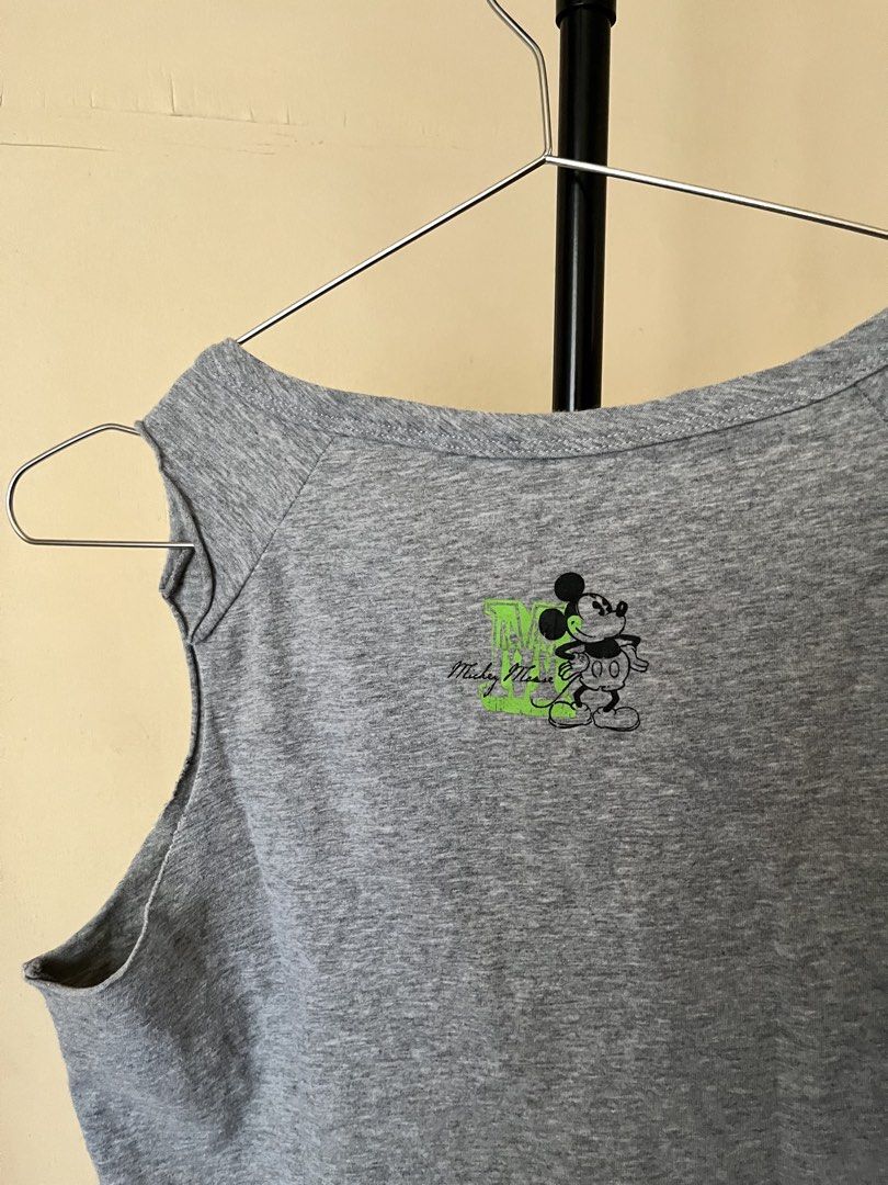 Mickey Mouse Sleeveless Top (Category: Sleeveless) located in Baguio. Submitted by samxsells (Listing ID 1465043238, Image 2). Description: L:21” W:30”.