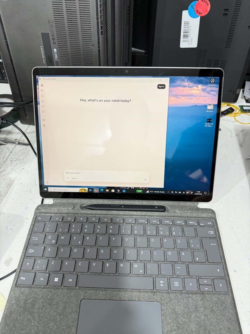 Microsoft Surface Pro 8 -in-1 Tablet with Keyboard and Pen (Category: Laptops & Notebooks) located in Makati City. Submitted by rhedz_gadgets (Listing ID 1465102854, Image 3). Description: Microsoft Surface Pro 8 Complete with keyboard and pen Intel core i5 11th gen 16GB RAM 256SSD.
