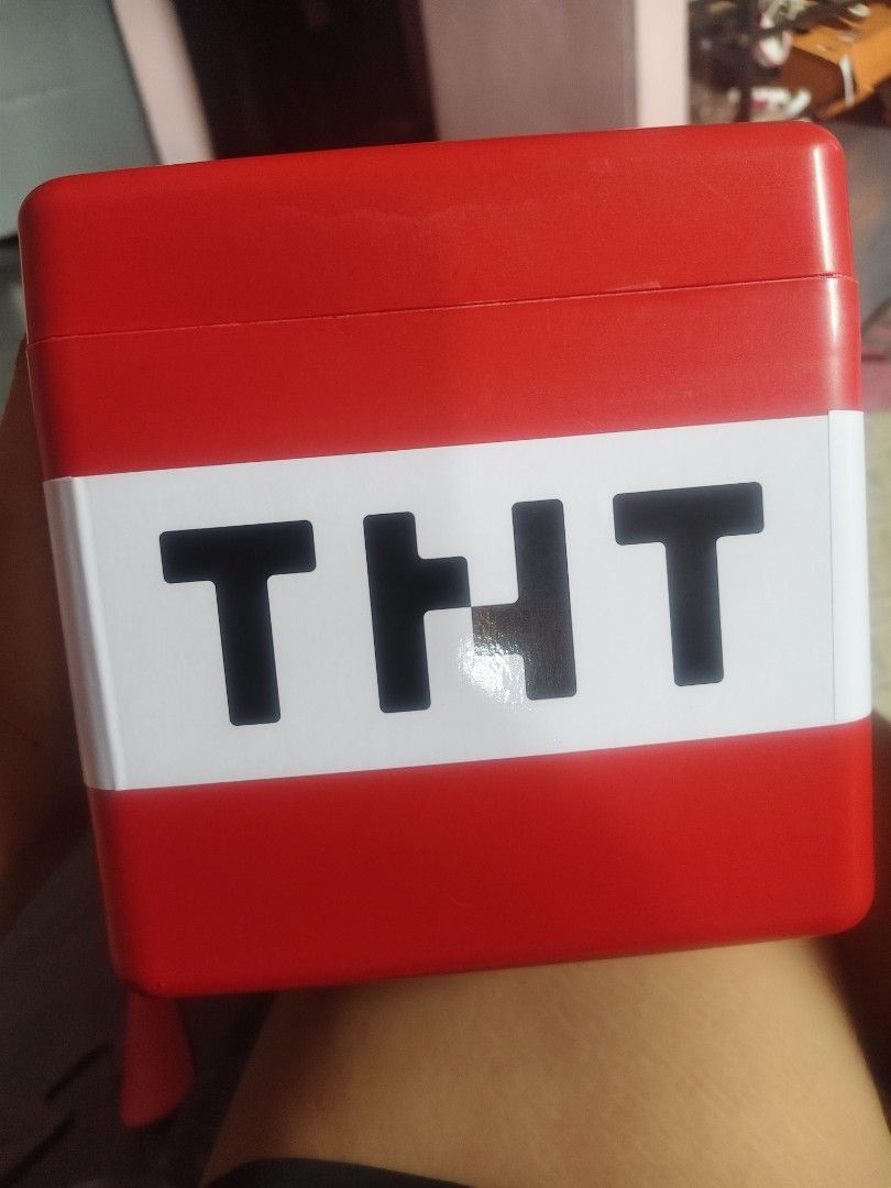 Minecraft tnt box (Category: Lego & Building Sets) located in Manila. Submitted by prelovedlittles (Listing ID 1465007474, Image 2). Description: 👉 FIXED PRICE, PASS SA TATAWAD! ❌ NO RESERVATION, UNLESS PAID! 📌 Batasan hills qc 📌 Landmark: (Our lady of fatima chapel) 🚘 Lalamove/j&t/pick-up 💸 GCASH PAYMENT ONLY, NO COD! ❌ PAYMENT FIRST FOR LALAMOVE AND J&T! 👉 Sf shouldered by buyer.
