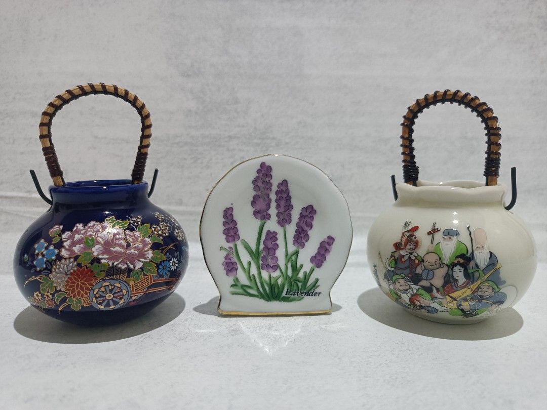 Mini Ceramic Vases - take all (Category: Vases & Decorative Bowls) located in Davao. Submitted by zeek_key_collectibles (Listing ID 1465060271, Image 1). Description: .