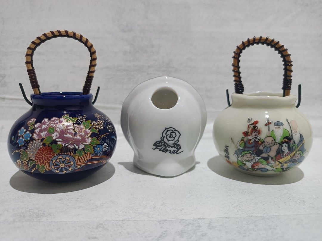 Mini Ceramic Vases - take all (Category: Vases & Decorative Bowls) located in Davao. Submitted by zeek_key_collectibles (Listing ID 1465060271, Image 3). Description: .