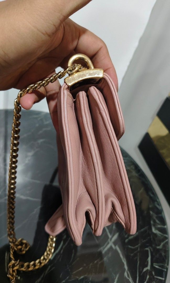 Miumiu two way💯 (Category: Cross-body Bags) located in Andop. Submitted by dailyluxxurybrands (Listing ID 1464986485, Image 3). Description: authentic 💯 Miumiu two way in good condition normal signe of use.