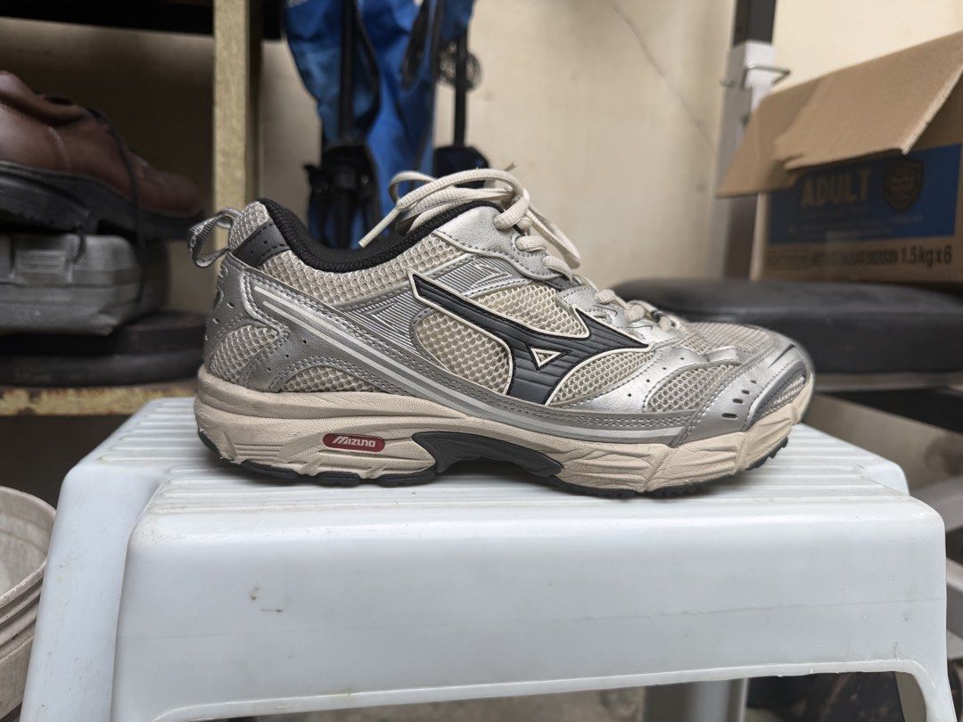 Mizuno MXR (Category: Sneakers) located in Quezon City. Submitted by peewers (Listing ID 1465004120, Image 3). Description: Bought it in Mizuno Store in Osaka, Japan Pre-loved - Brand: Mizuno MXR - Colorway: Silver, white, black mesh, with red tongue branding - Style: Retro sneaker - Size: US 8 / UK 7 / EUR 40.5 - Comfort: Cushioned sole for all-day wear - Condition: Clean, pre-loved.