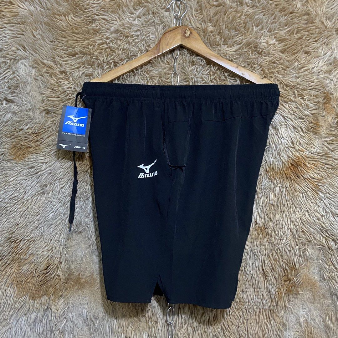 MIZUNO SHORTS (Category: Shorts) located in Butuan. Submitted by jc13thrifts (Listing ID 1465154425, Image 2). Description: excellent condition size 33-36 waistline.