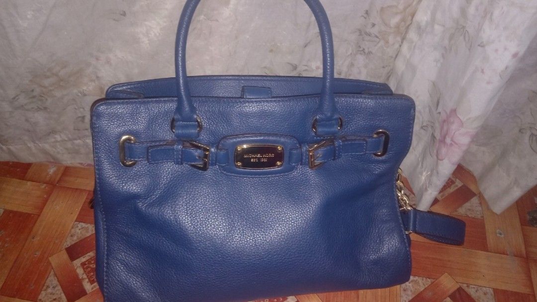 Mk Hamilton (Category: Luxury Bags & Wallets) located in Manila. Submitted by akijemcollection (Listing ID 1465027000, Image 1). Description: What you see is what you get. -sell as is.
