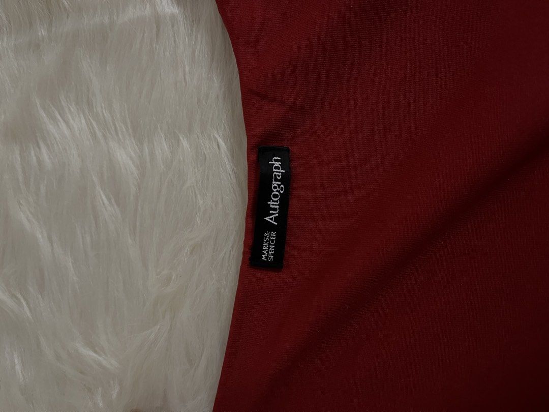 M&S (Category: Dresses) located in Bacoor. Submitted by kmbyyy (Listing ID 1465107303, Image 3). Description: .