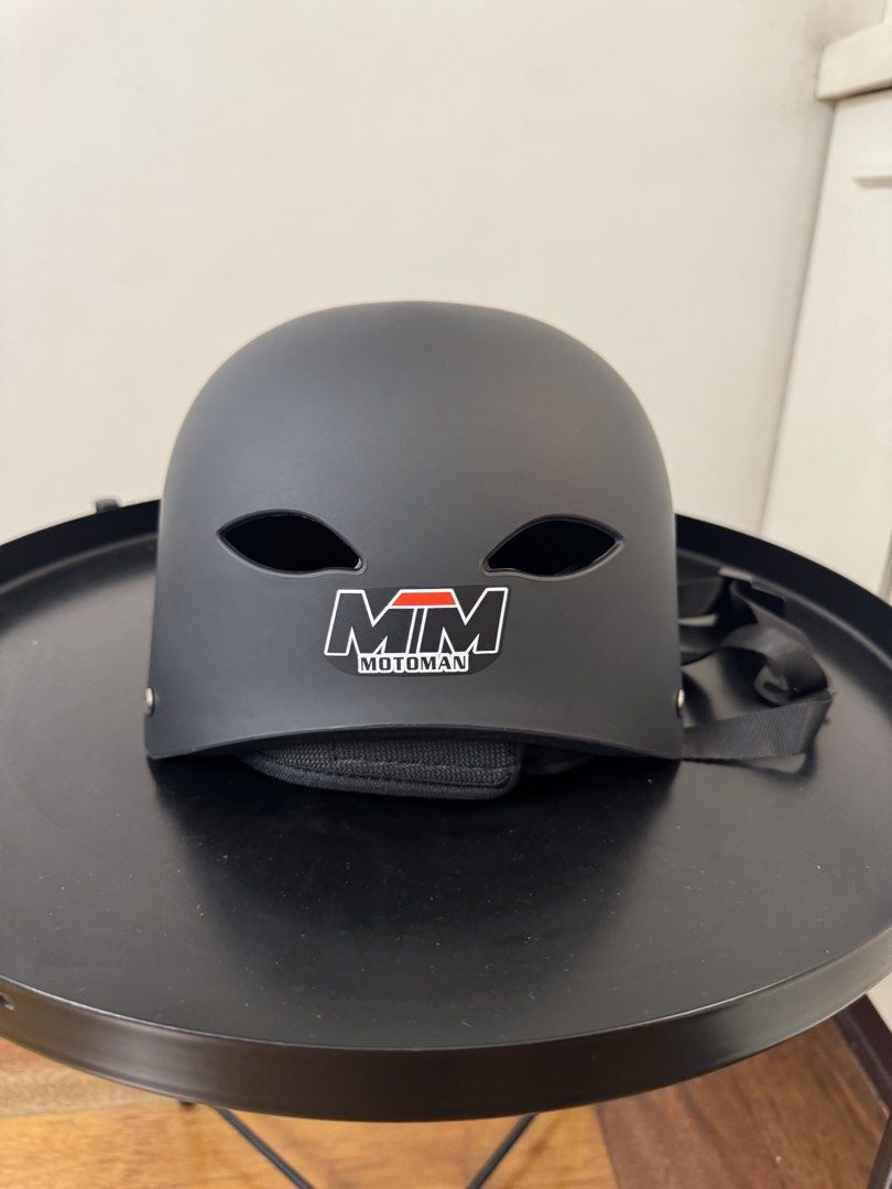 MTM Bike Helmet (Category: Bicycles) located in Manila. Submitted by supremeloved (Listing ID 1464366680, Image 3). Description: -Bike helmet -used for taking pics only -original price: 249 - my price 180.