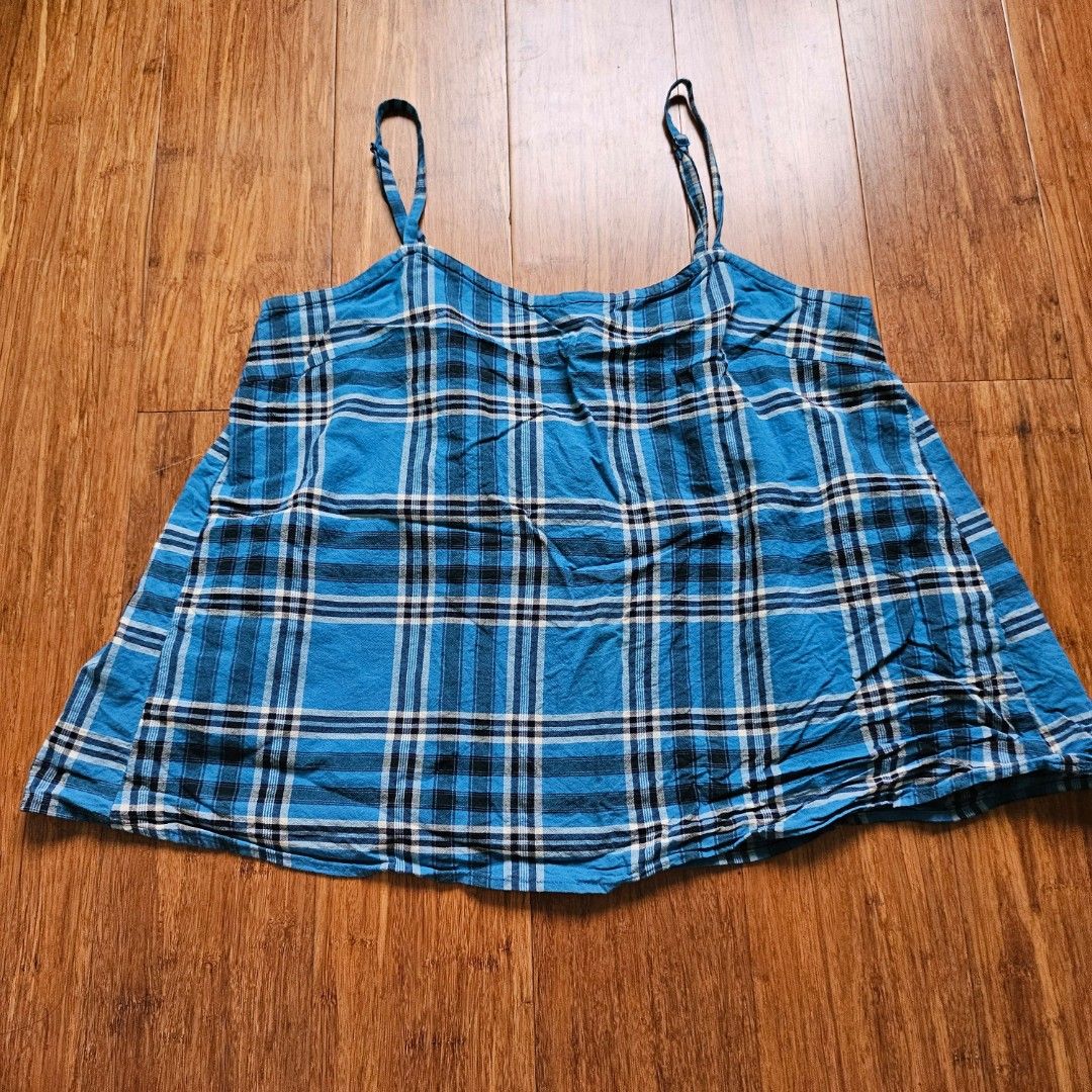 Muji Blue Checkered Top (Category: Sleeveless) located in Quezon City. Submitted by arydeclutters (Listing ID 1465010399, Image 1). Description: RFS: need funds and decluttering LAST PRICE POSTED!! QC area MOP: GCash, Maya, GoTyme MOD: JNT, Lalamove, LBC ONLY SF shouldered by buyer.