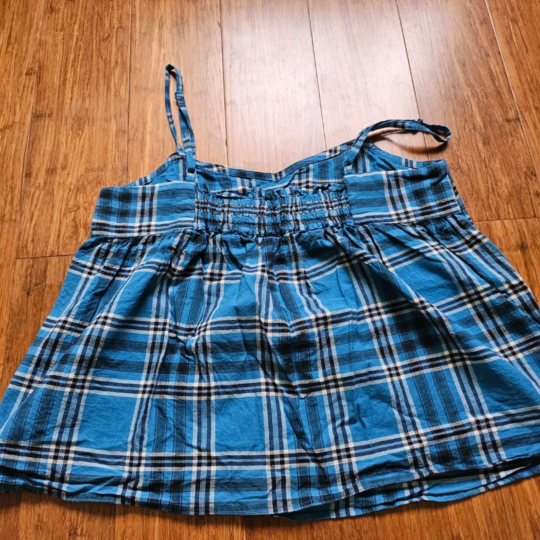 Muji Blue Checkered Top (Category: Sleeveless) located in Quezon City. Submitted by arydeclutters (Listing ID 1465010399, Image 3). Description: RFS: need funds and decluttering LAST PRICE POSTED!! QC area MOP: GCash, Maya, GoTyme MOD: JNT, Lalamove, LBC ONLY SF shouldered by buyer.
