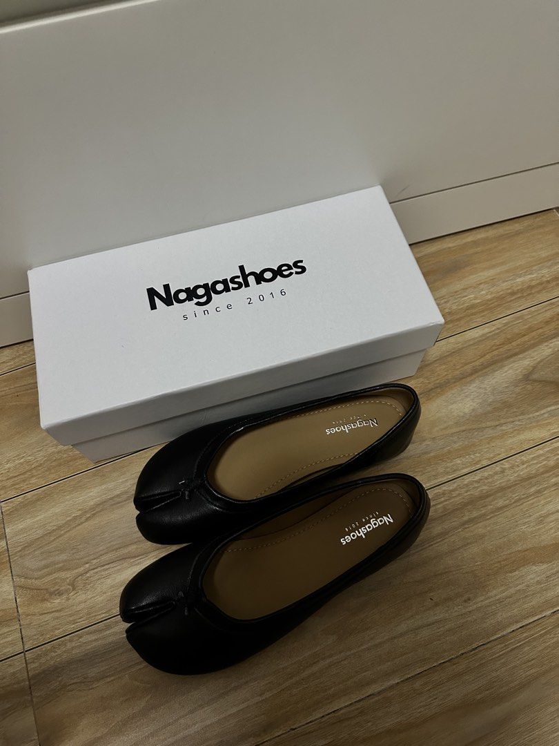 naga shoes tabi flat black size 36 (Category: Flats & Sandals) located in Bacoor. Submitted by cuprisan (Listing ID 1465078205, Image 1). Description: brand new made in vietnam rfs: not my style.