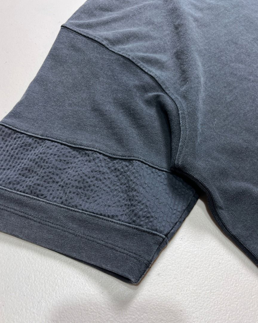 Nanamica Charcoal Black Blank Tee (Category: Tshirts & Polo Shirts ) located in Baguio. Submitted by marcusmartin2600 (Listing ID 1465121643, Image 3). Description: (Pieces is not faded, just its normal color) Size: Small on tag Condition: Excellent 📏 Measurement via Tape Measure (in inches): Width: 21.5” Length: 26” Shoulders: 18.5” Sleeve Length: 9.5” Hem: 21.5” . Note: Please check detailed photos before bidding to avoid cancellations. Also a