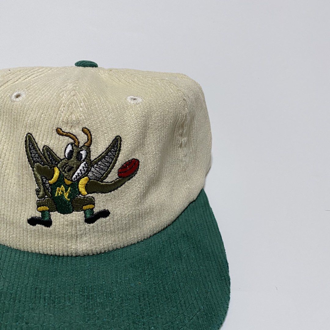 neat two toned cap (Category: Caps & Hats) located in Quezon City. Submitted by hatlocker (Listing ID 1464988189, Image 2). Description: 800 shipped dm.