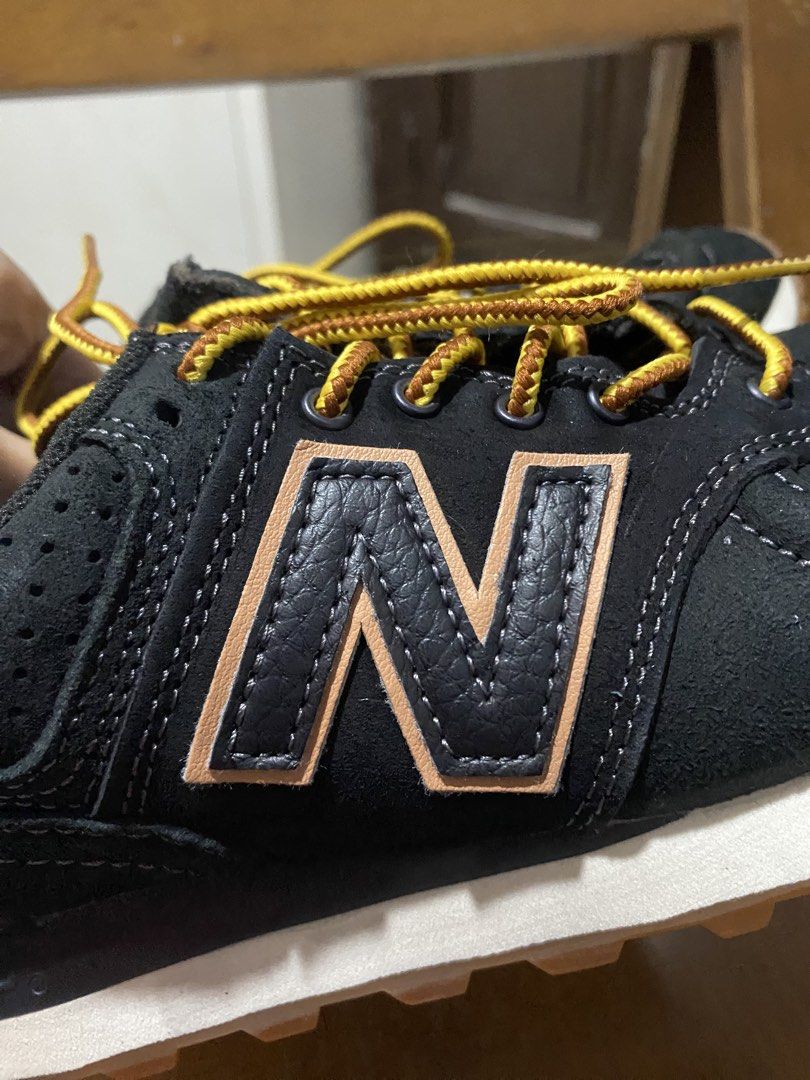 New Balance Black (Category: Sneakers) located in Cavite. Submitted by jaffahediah_12 (Listing ID 1465045381, Image 3). Description: 24cm Must Read - All items are preloved Payments first via G. - Always limit your expectation when buying. - Some may have flaws, dirts and stains but no major flaws and all items are wearable. Thank you and happy online shopping :).