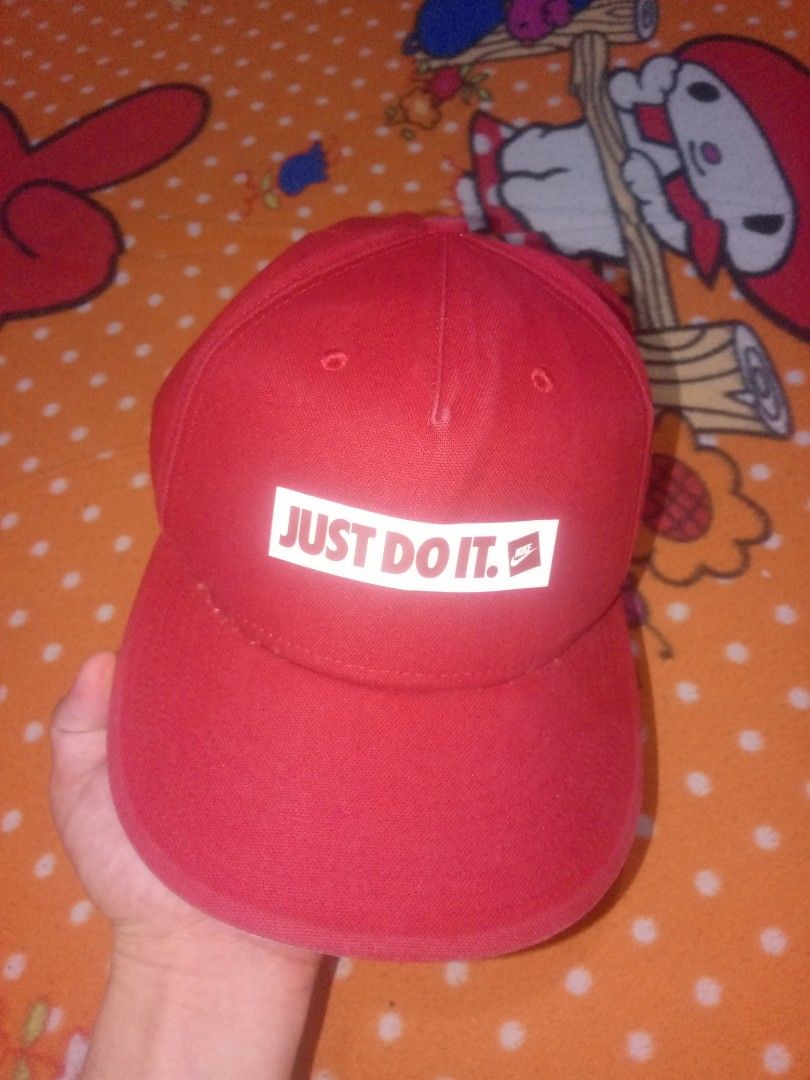 Nike (Category: Caps & Hats) located in Manila. Submitted by youngflower.c5c3c6 (Listing ID 1465060499, Image 3). Description: good as good.