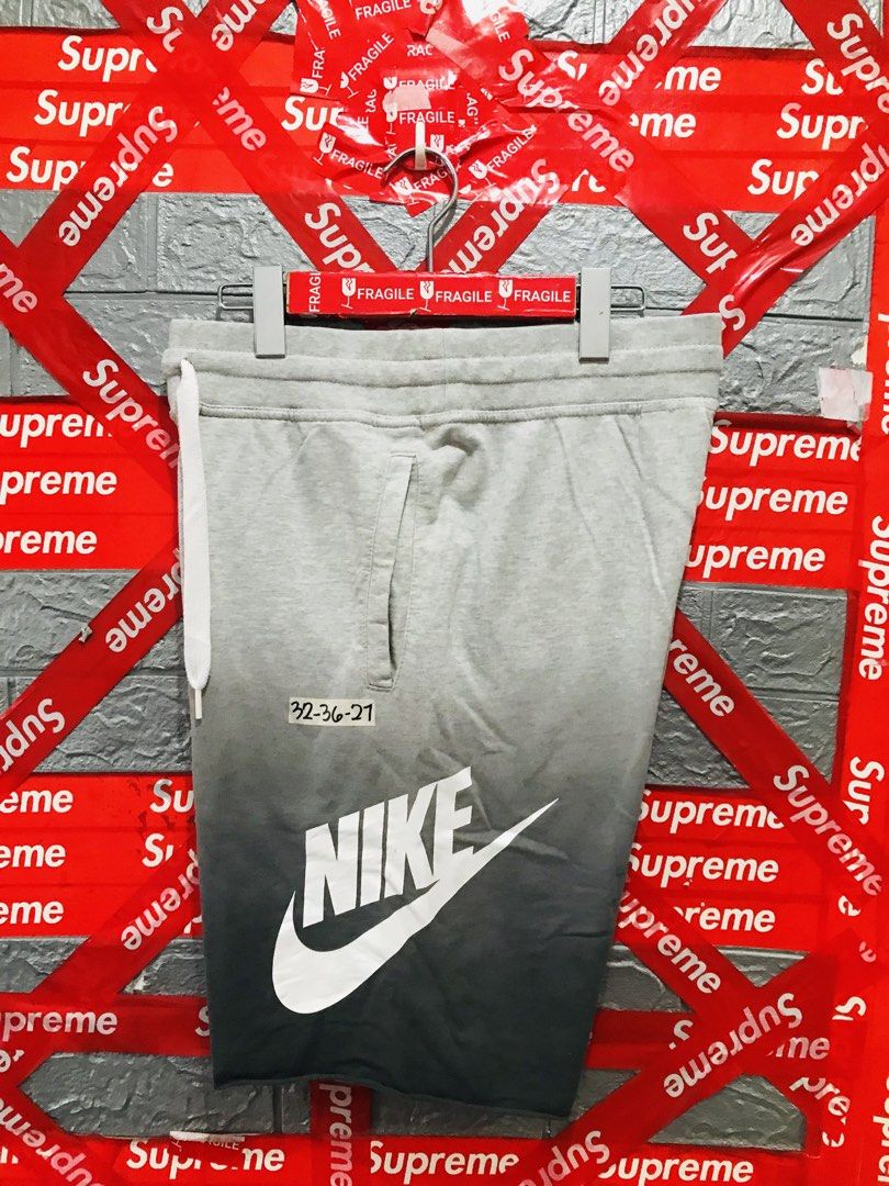 Nike (Category: Activewear) located in Pozorrubio. Submitted by ghettogoods (Listing ID 1465170401, Image 3). Description: minor flaws sa print.