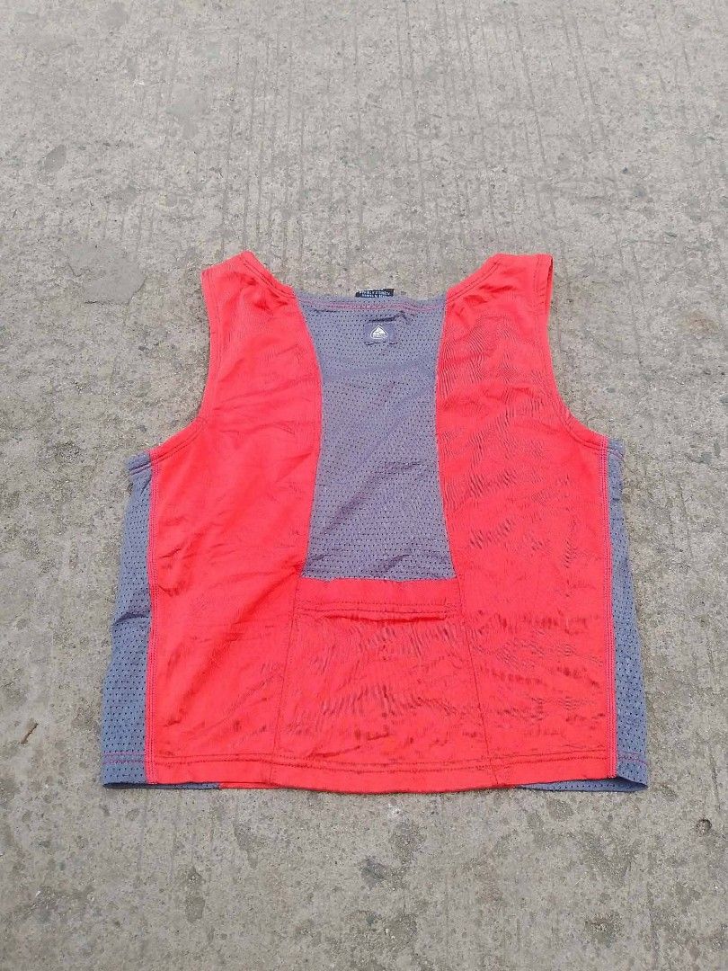 nike acg (Category: Activewear) located in Cavite. Submitted by goodluckythrifty (Listing ID 1465051859, Image 2). Description: .