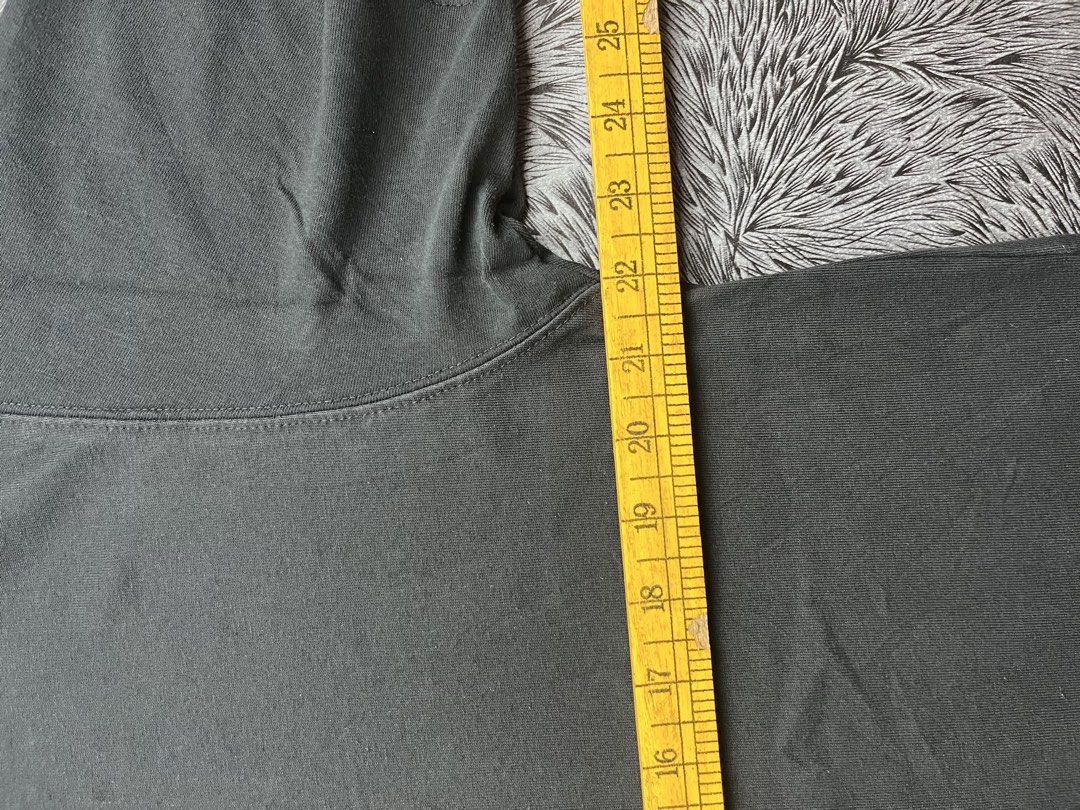 Nike ACG tee (Category: Tshirts & Polo Shirts ) located in Iloilo. Submitted by thefilthythrift (Listing ID 1465147118, Image 3). Description: .