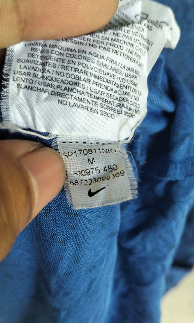 Nike AOP (Category: Tshirts & Polo Shirts ) located in Alaminos. Submitted by jez.18 (Listing ID 1465004817, Image 3). Description: .