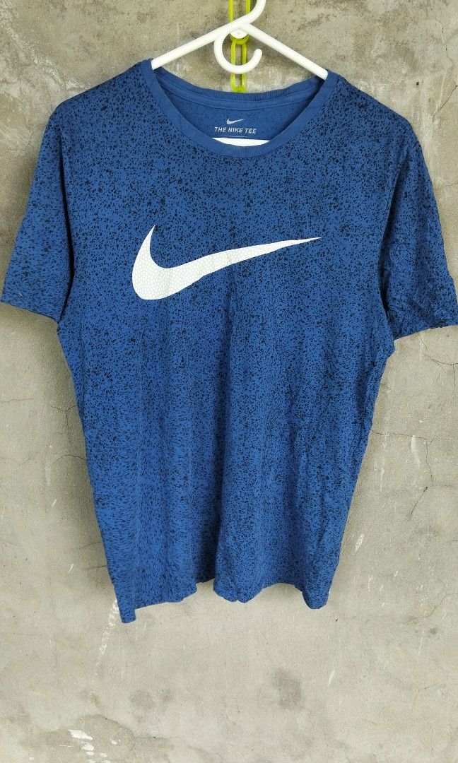Nike AOP (Category: Tshirts & Polo Shirts ) located in Alaminos. Submitted by jez.18 (Listing ID 1465004817, Image 1). Description: .