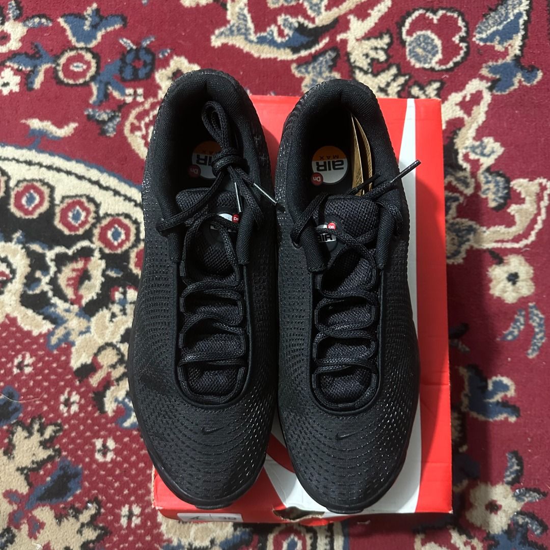 Nike DN (Category: Sneakers) located in Caloocan City. Submitted by pulito.streetwear (Listing ID 1465114409, Image 2). Description: Nike DN Size 10.5/28.5cm Bnew .