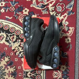 (Category: ) located in . Submitted by pulito.streetwear (Listing ID 1465114409, Image 1). Description: .
